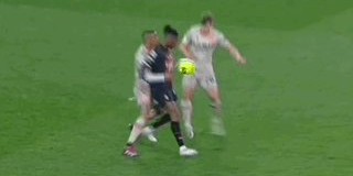 五星视频-【意甲】伊布点射难救主，米兰1比3乌迪内斯4连不胜