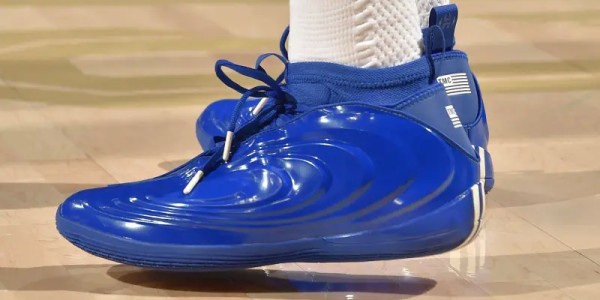 五星体育直播-哈登穿着TMC联名Harden.10，得到21分5篮板4助攻2抢断