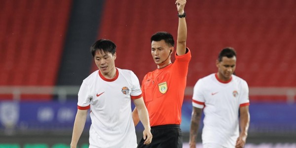 意外！北京国安官宣新援加盟，球迷都没听过他名字，计划开盲盒？